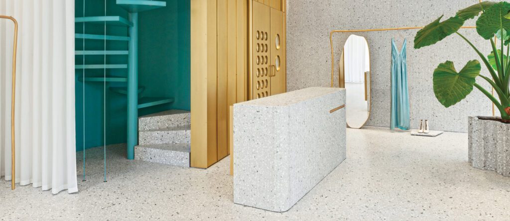 法兰西州康纳市前商场