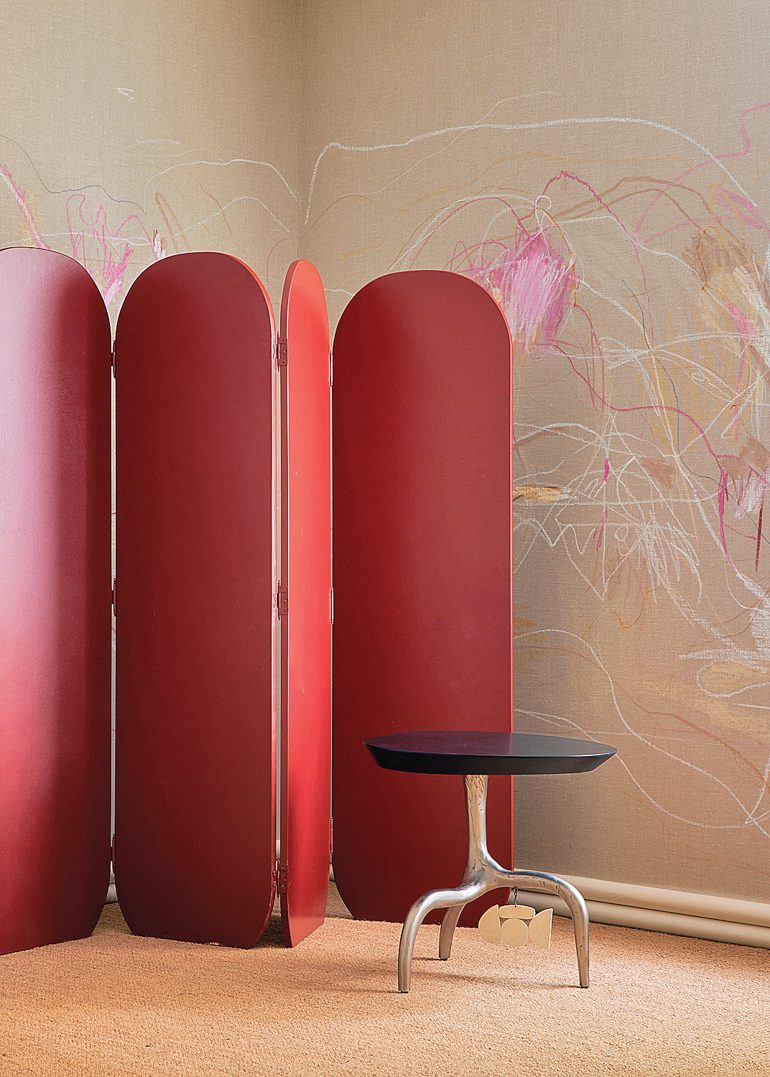 Kai Avent-deleon支持Kelly BehunEgg集体表DV1分治