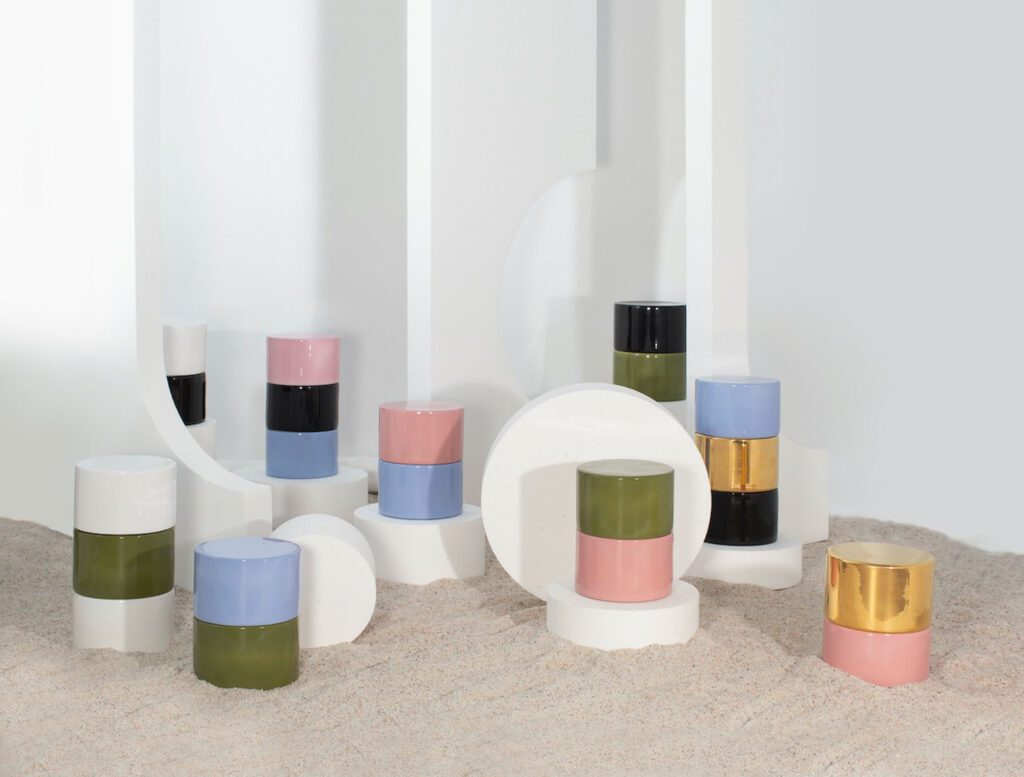 sebastian Herkner为Pulpo制作的手工陶瓷侧表i以多色组合提供双尺寸