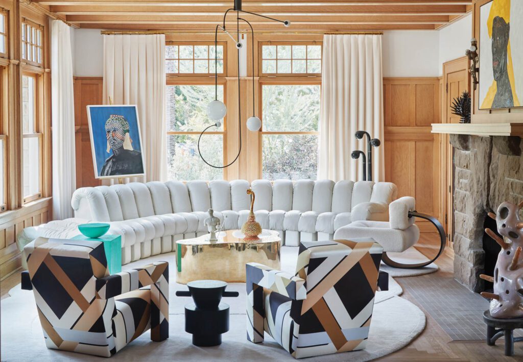 切特架构和吉斯兰比尼亚斯