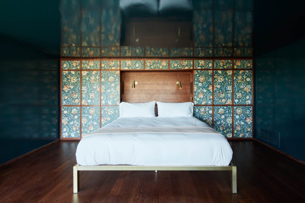 团队制作自定义高光标Benjamin Moore画 补充头板Hackney院壁纸