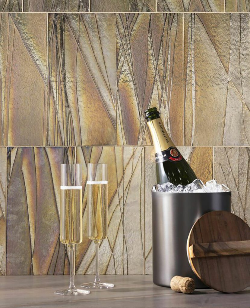 艺术天台闪亮金园区瓦 前面有香槟笛