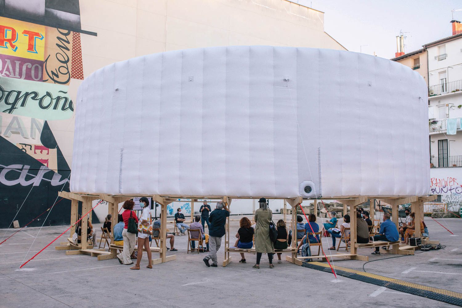 人环游空气广场