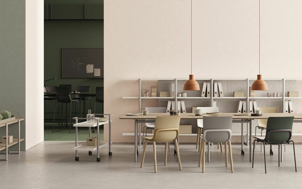 iix轮椅由Keilhauer编译,以最小工作空间中中性颜色数组