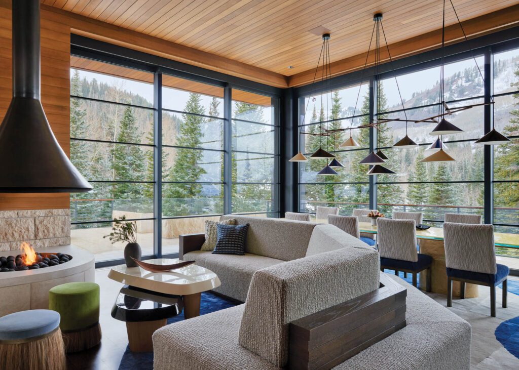 火端柜台 Pierre Augustin Rose配上拉开咖啡桌 餐区开机 1968年由John Stuart设计