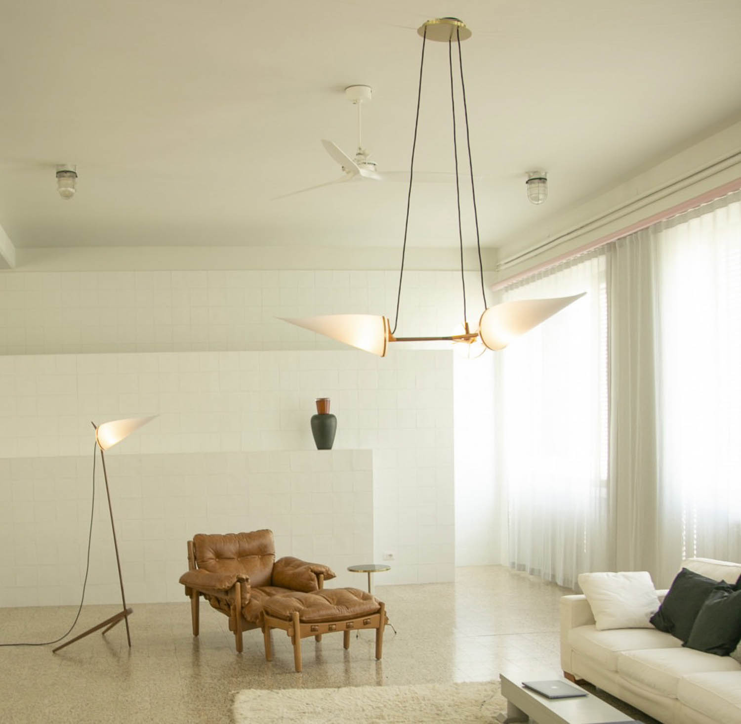 匹配楼下灯光和圆形光源