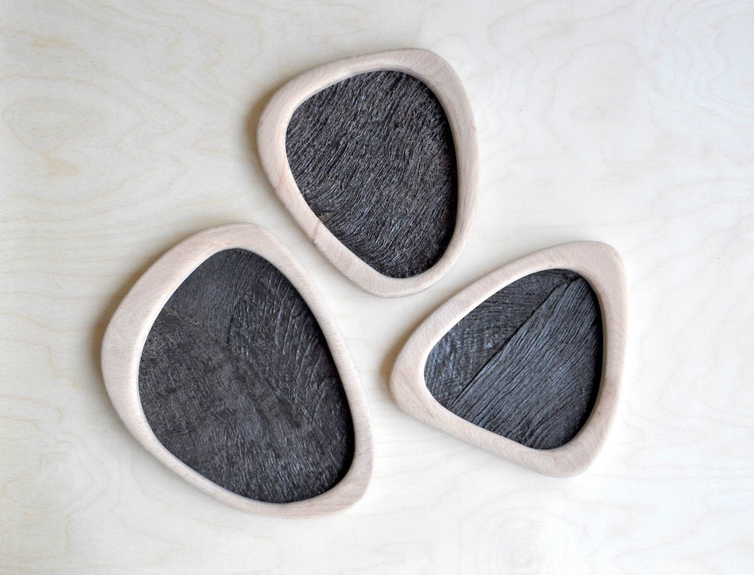 台式从属性编织比叶木框 中间带蓝丢棕榈纤维