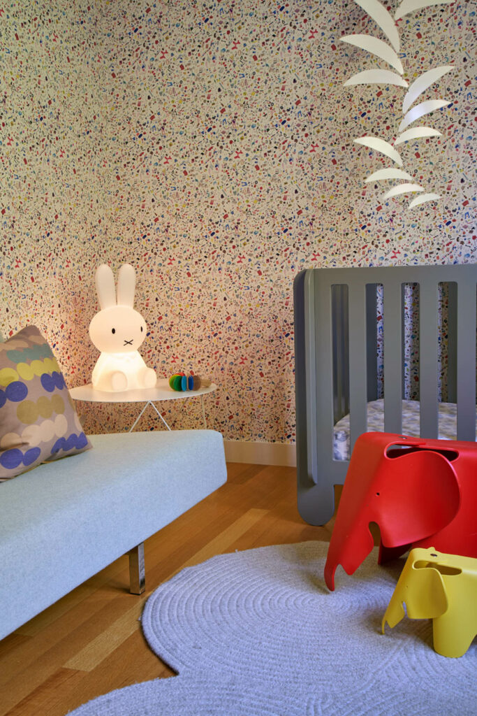 苗圃花织墙纸 兔子灯和灰滩