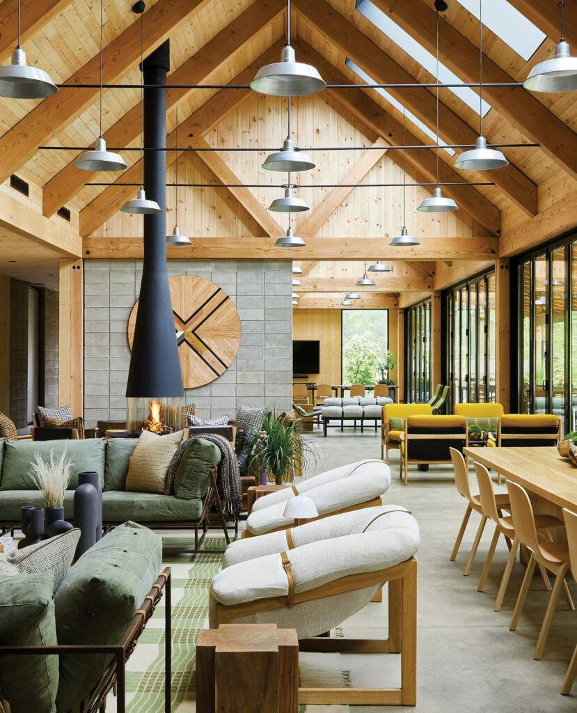 纽约AutoCamp俱乐部内一个舒适的座位