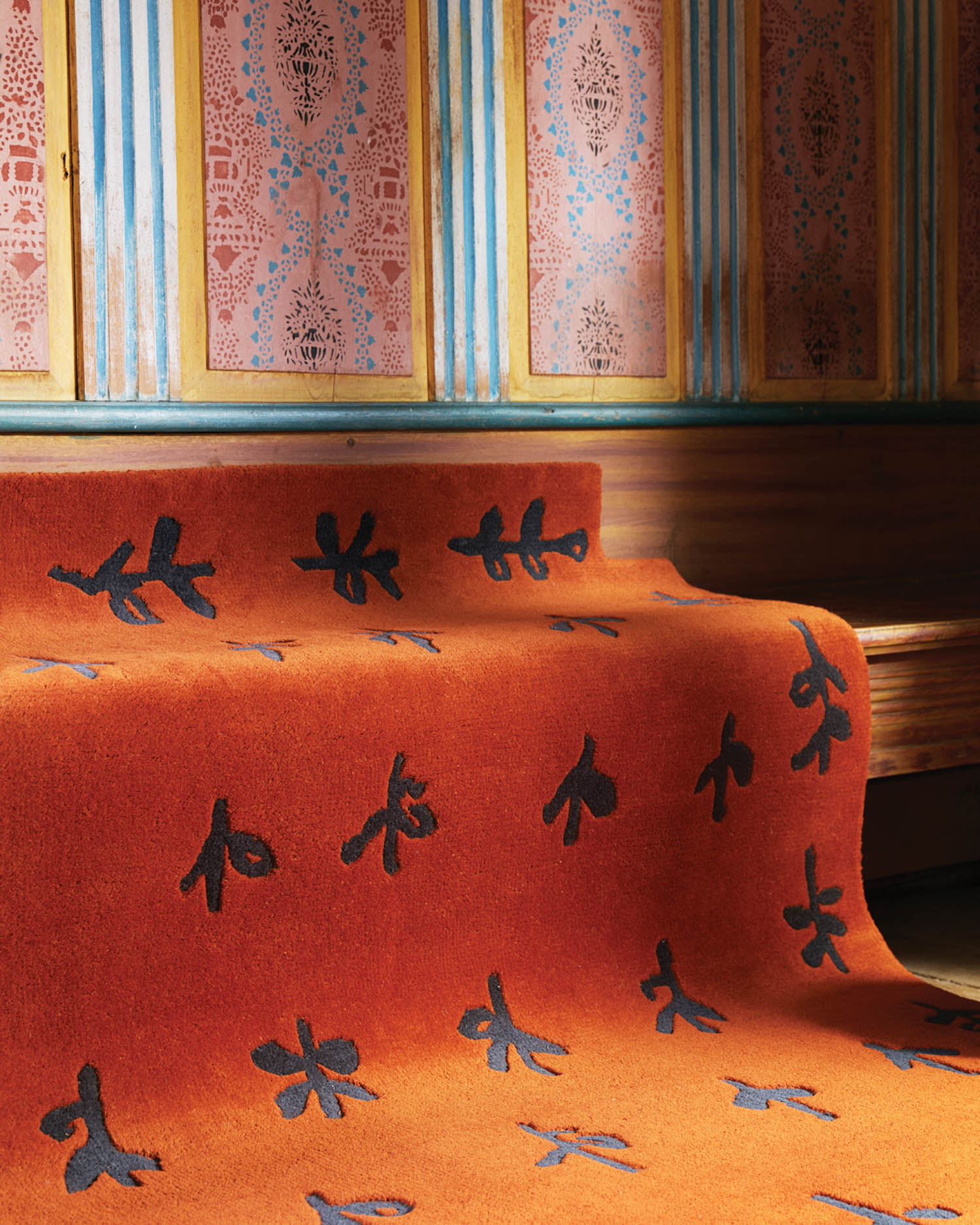 布德地毯植物状形状缩进橙色织物