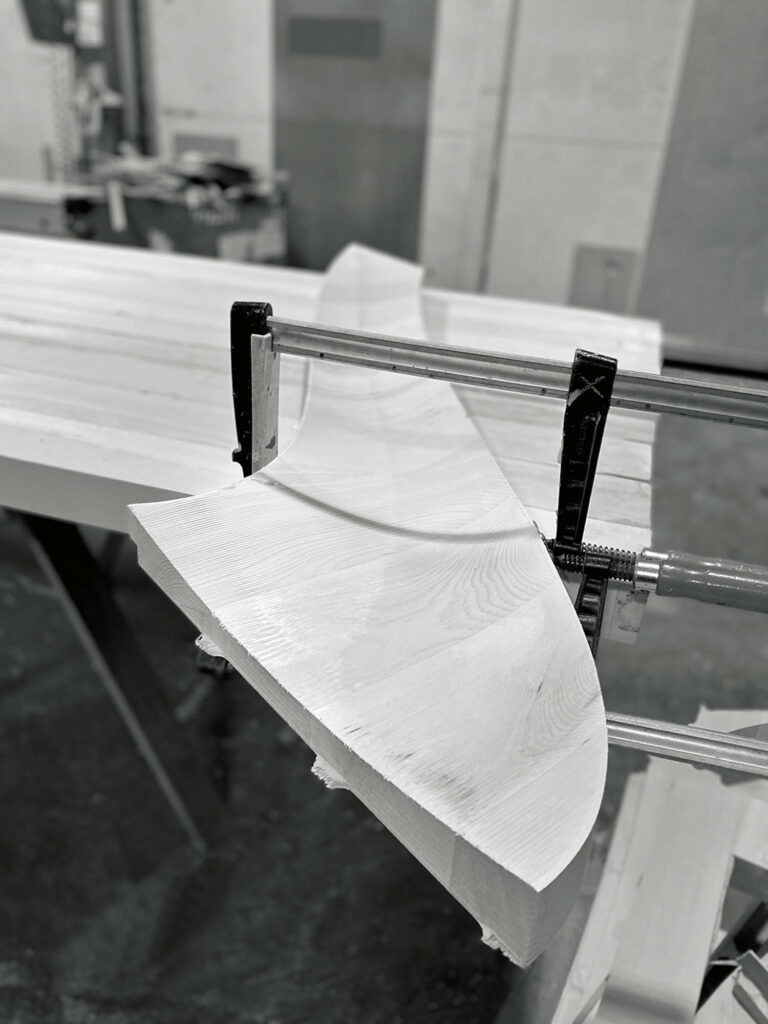 雪松板切成木工店