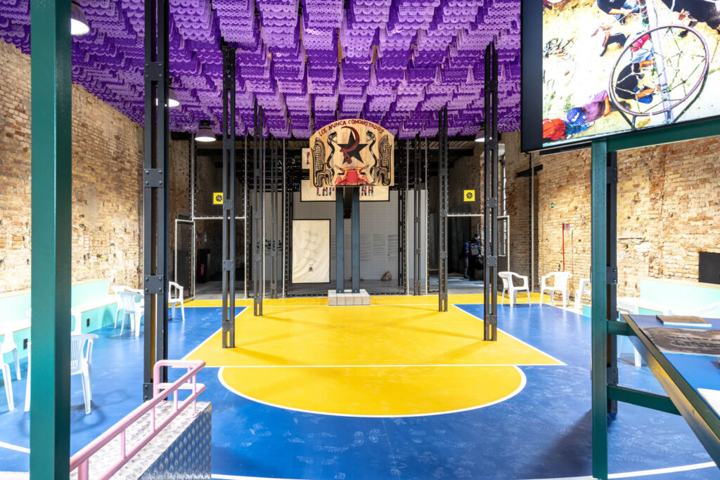 威尼斯比农馆2023像篮球场