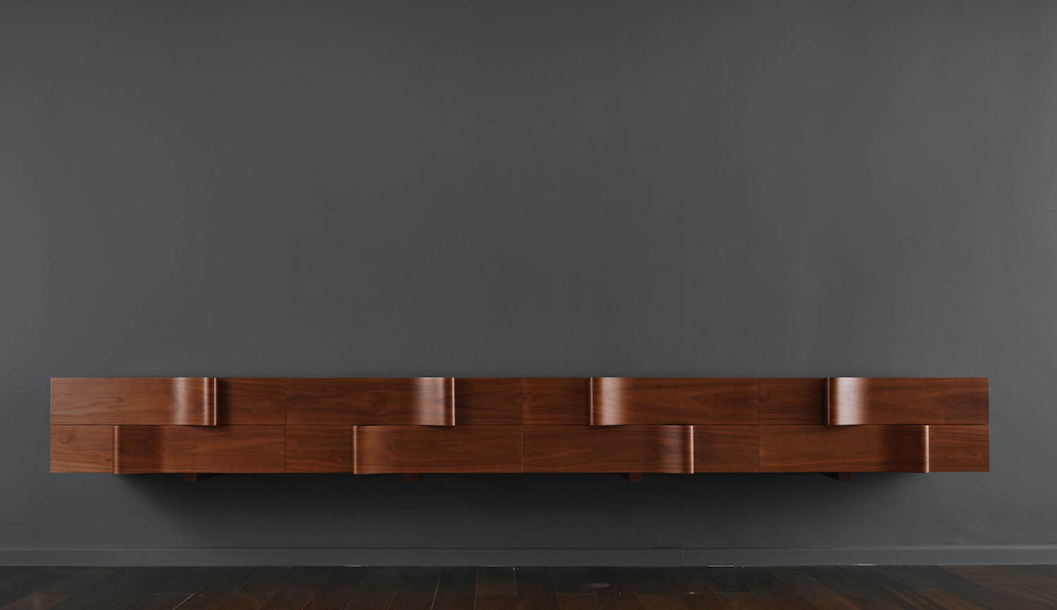 s边板Arthur Casas为Etel