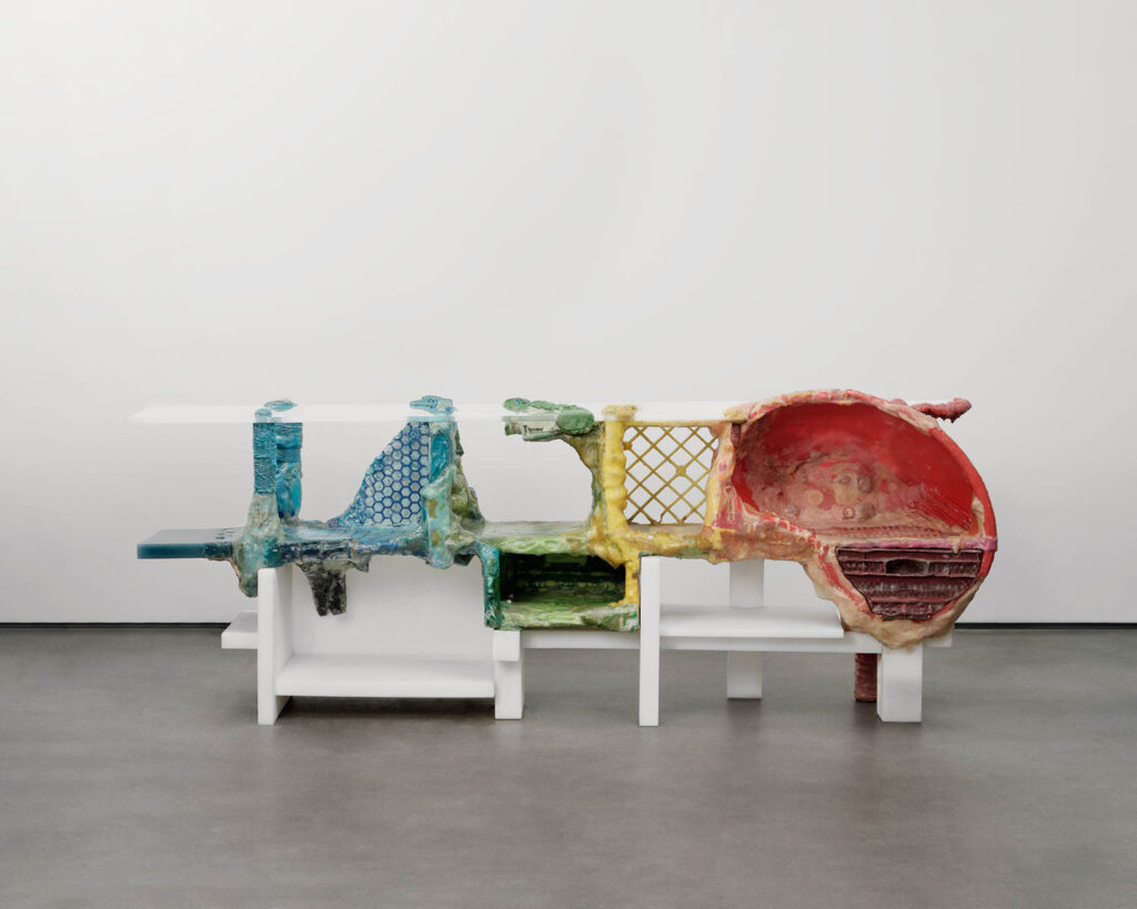 雕刻块熔化塑料