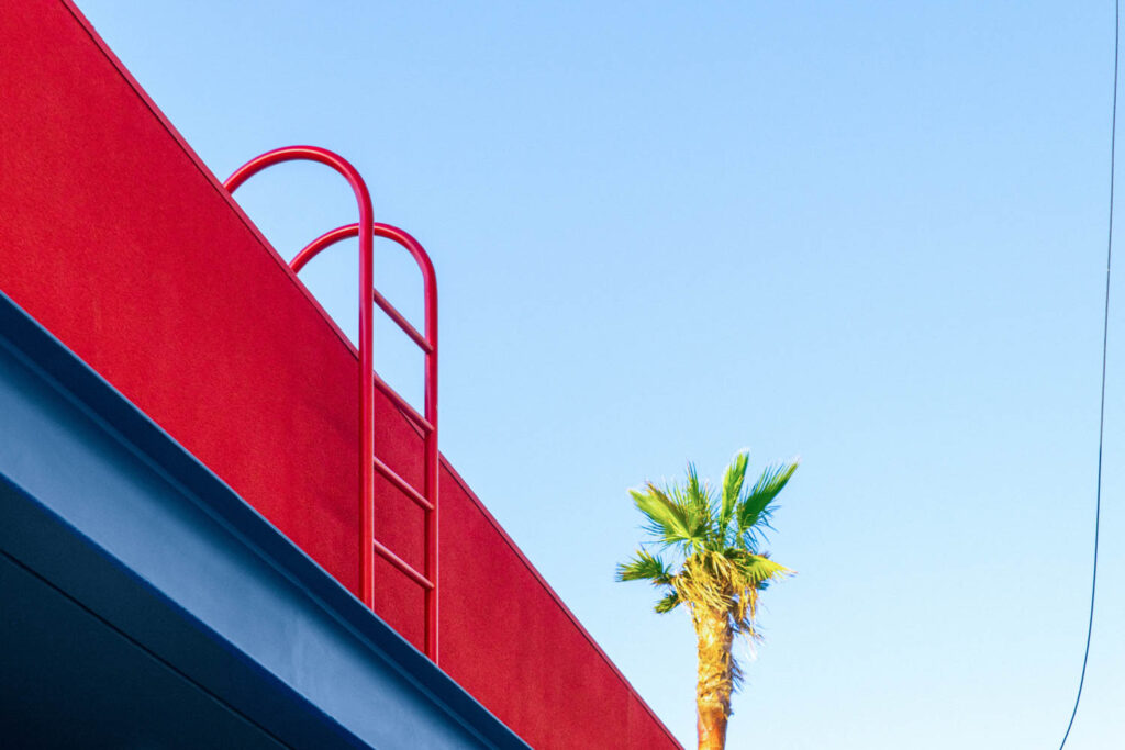 红梯提供 房顶访问PattiePattie