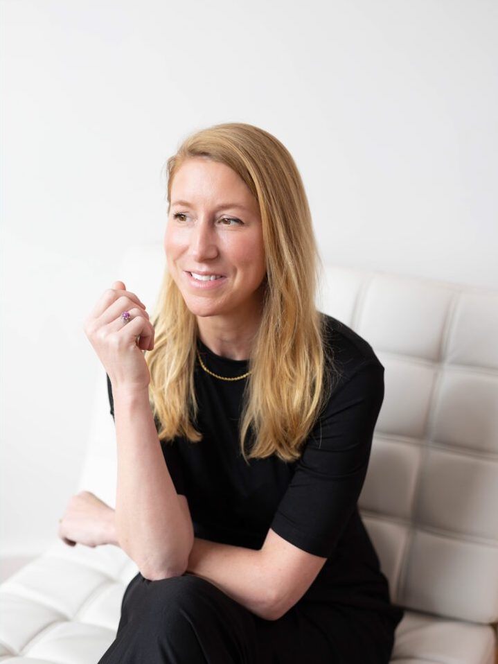 Bridget Lowe,多语管局首席营销官