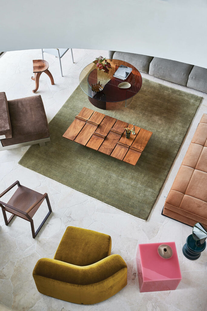 水泥板切面允许下卡巴纳静坐