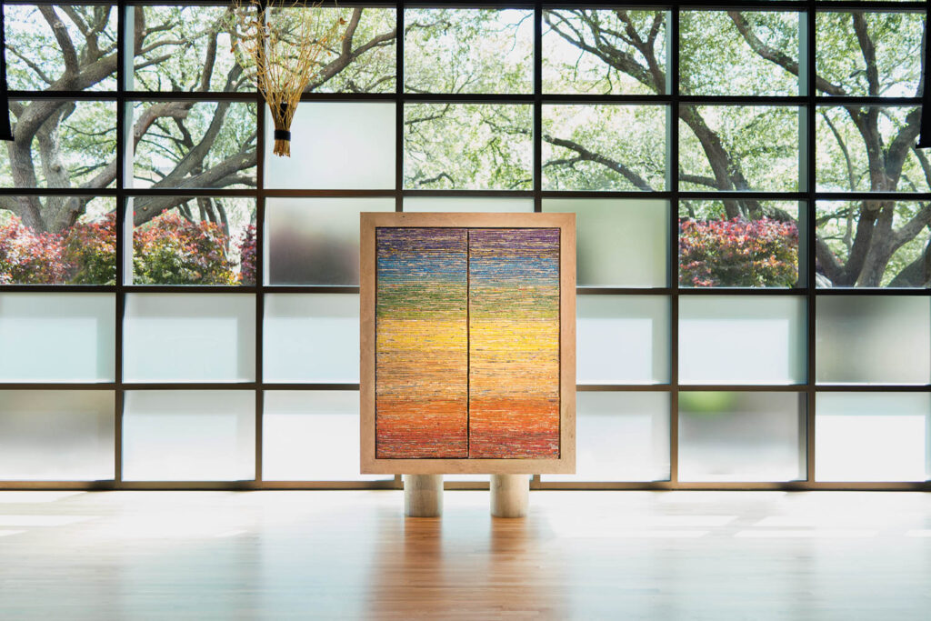 斯坦普尔Emau-El DallasStern礼拜堂佣金使用废弃 mylar气球和混合媒体