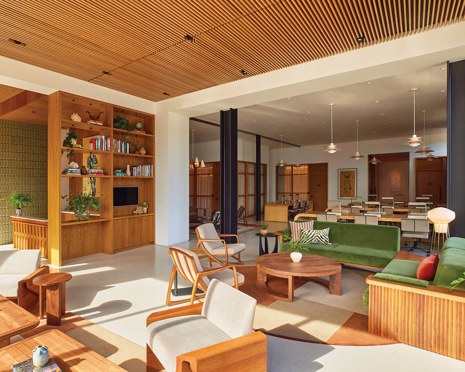 内乌豪斯公共区配木器