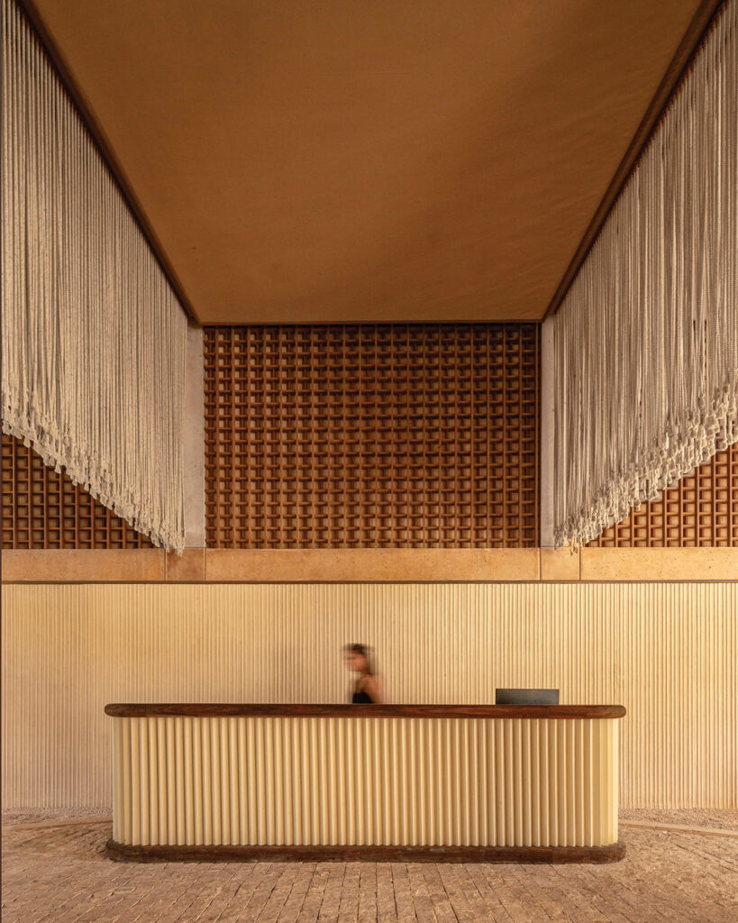 多单元住宅大堂