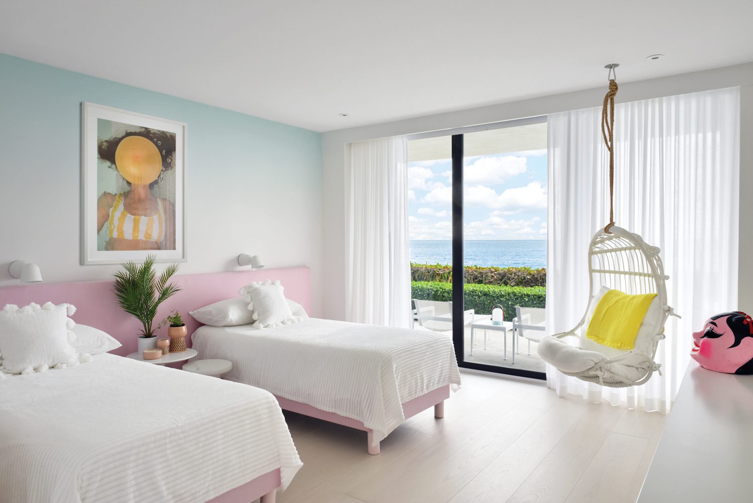 Carla Suterasardo的AQVA橙口音自定义abre墙纸