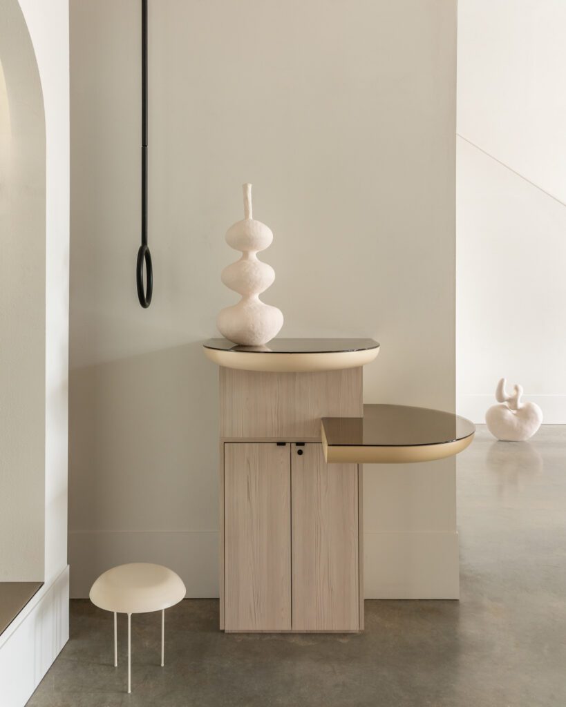 晶体和精密磨坊 暴露谷平衡 原封不动冷调调色盘