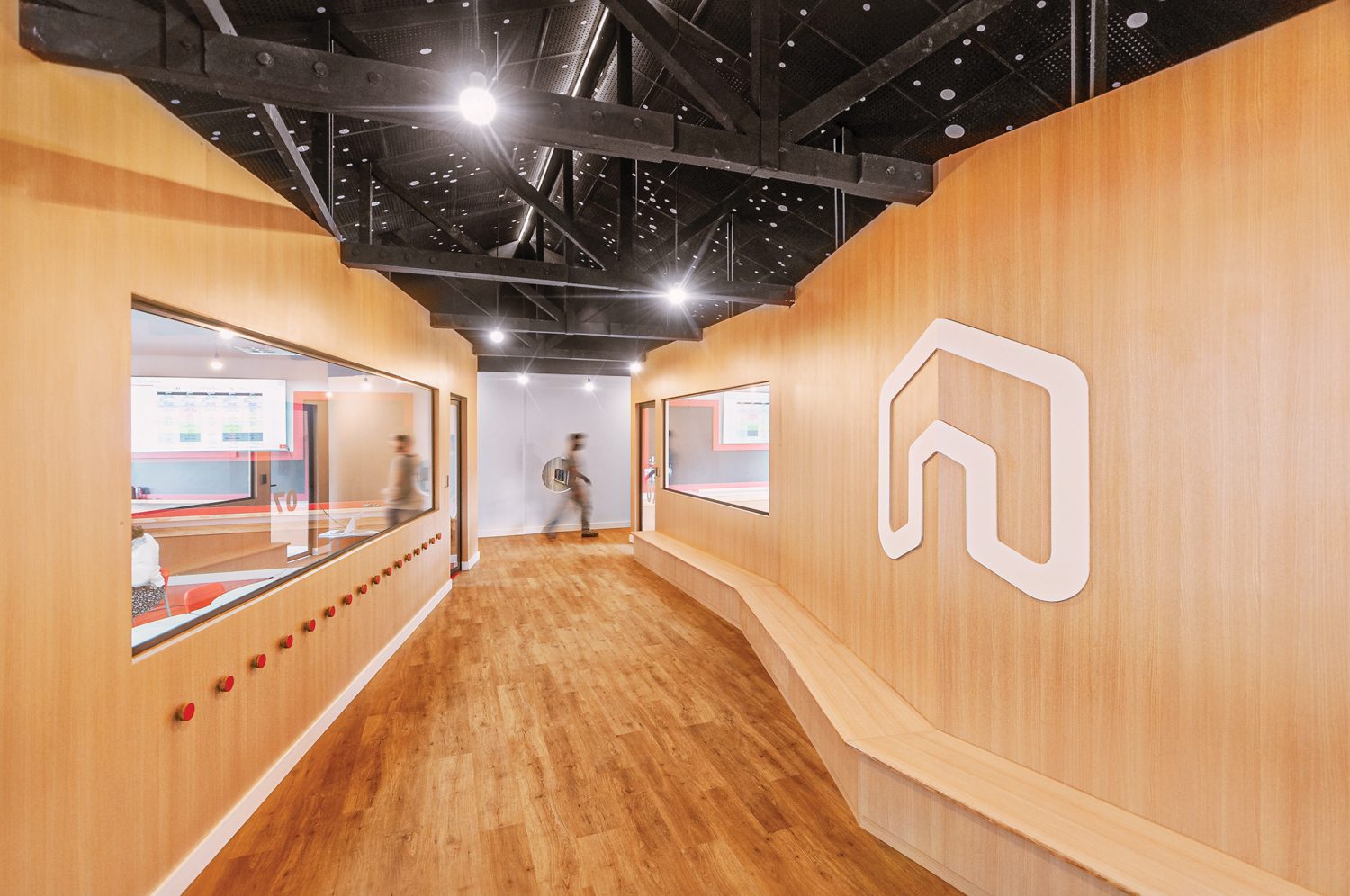 以木为中心走廊