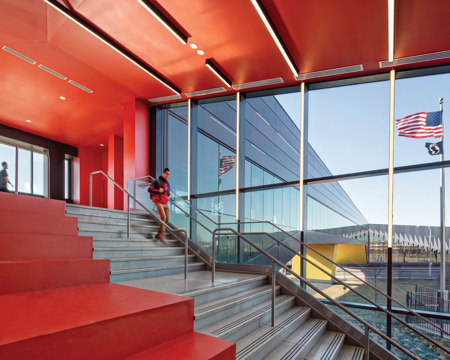 台阶由Daley学院制造技术工程中心上层强红定义JGMA