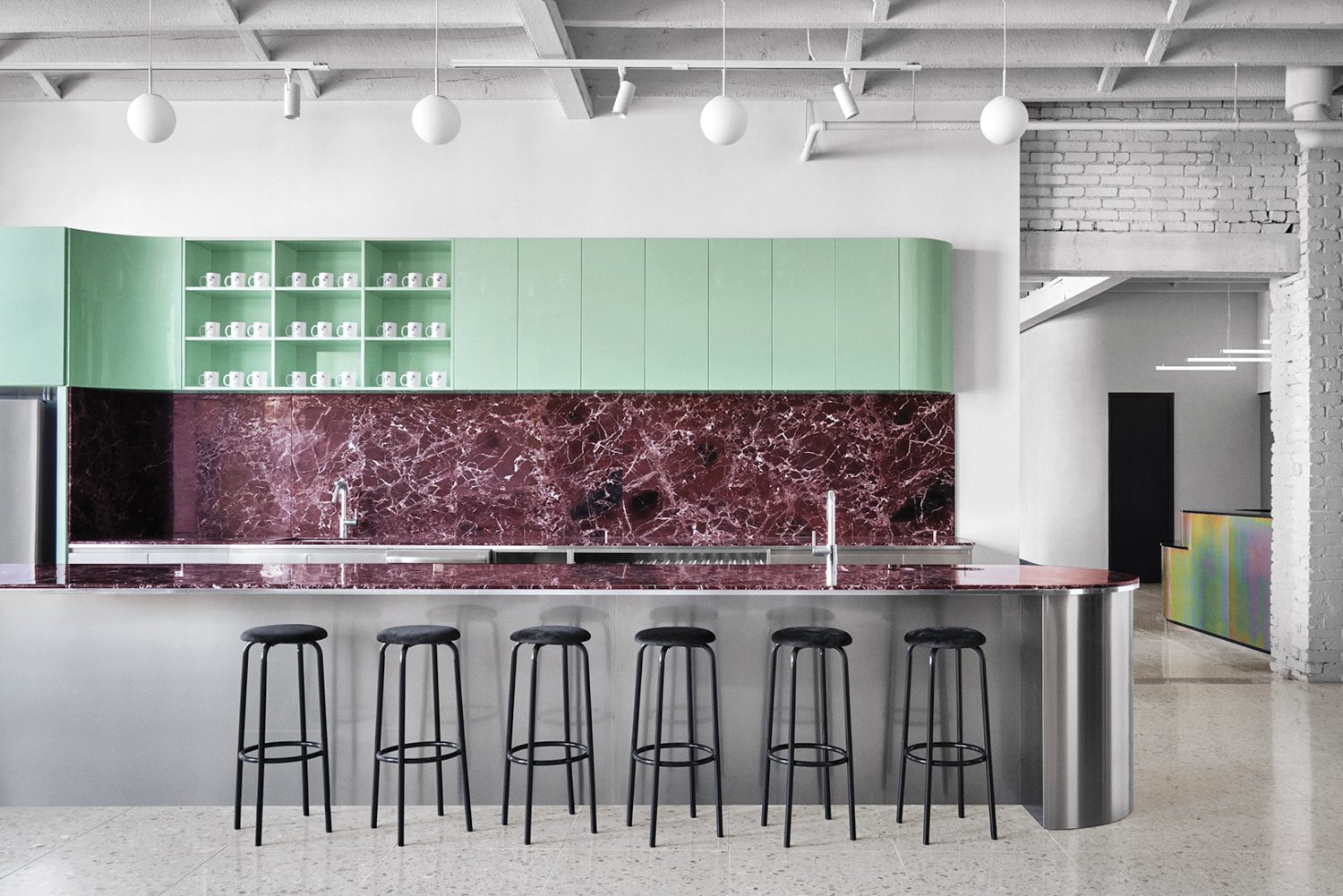 空间工作室加拿大蒙特利尔摄影家Alex Lesage