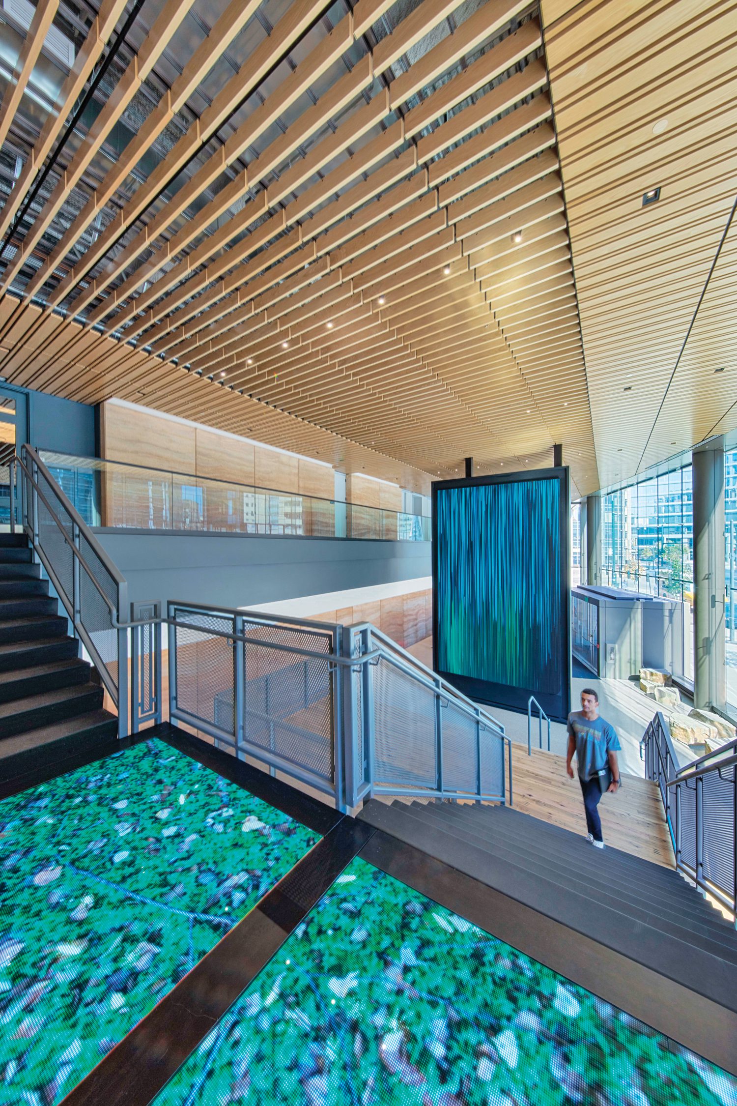 大堂12乘20英尺LED屏幕和巨石座次