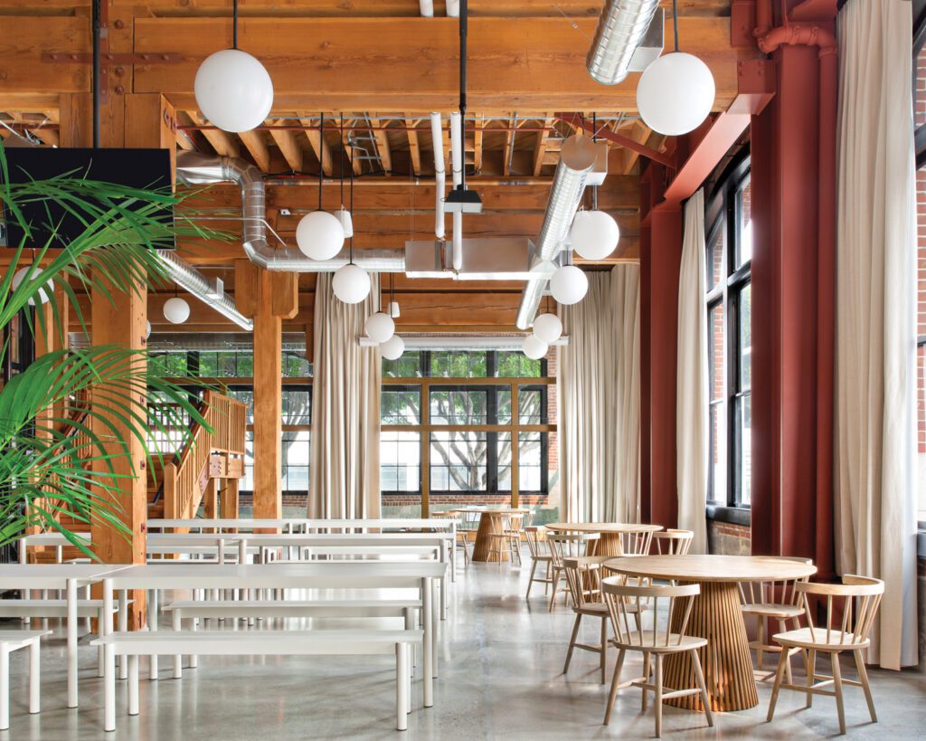 道格拉斯分店/全手列和楼梯原创性,但现有混凝土楼层新密封