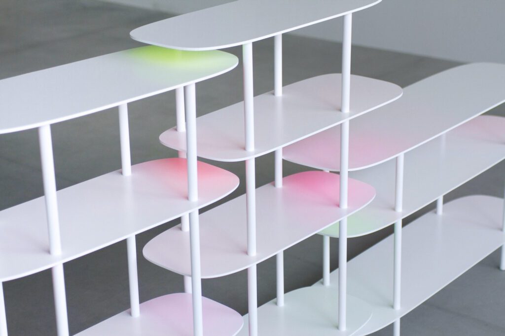 照片由Kantaro Itoi提供并由Bijin Davis提供