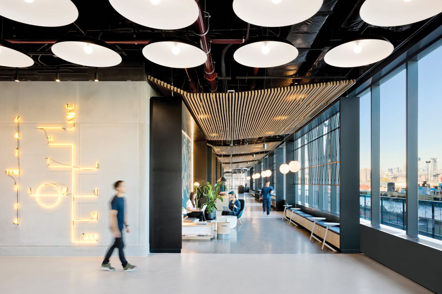 自定义unsell线标识船体标记Dock 72号入口号,Brooklyn海军场新建商业楼Fogarty Finger使用内部架构