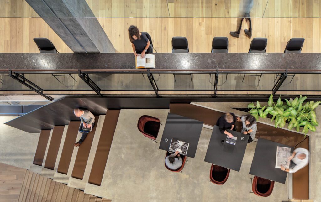 大公司办公架构+信息项目Equinox总部