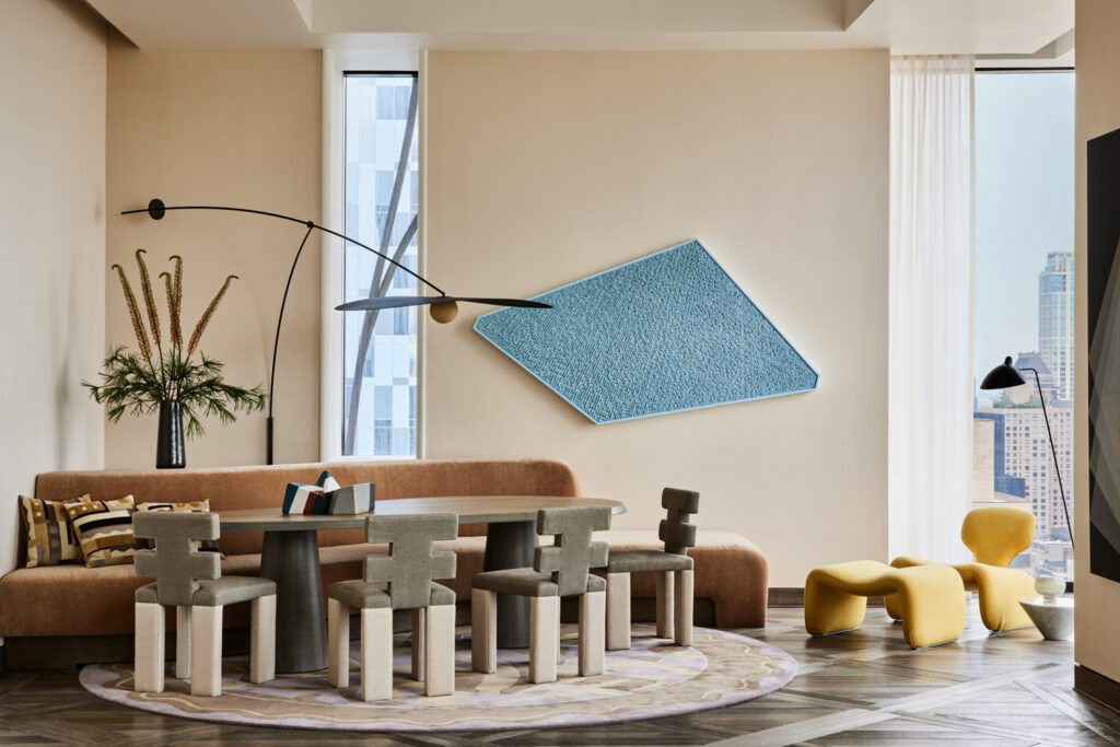 TedLawson2020mdf、不锈钢和lacqueC.1968年轮椅Otoman由OlivierMourgue编写