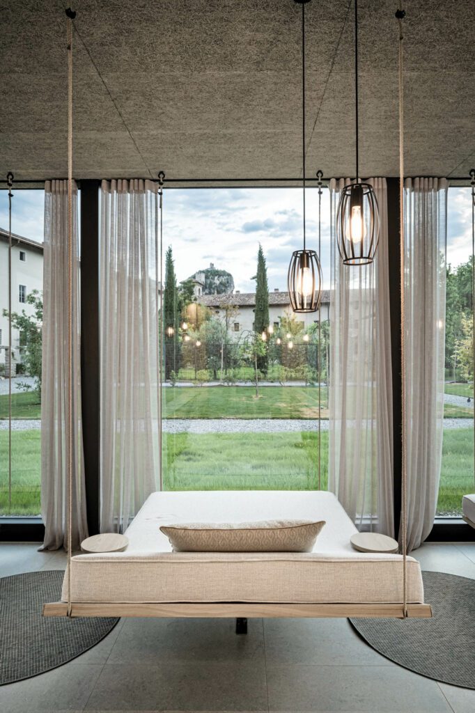 温泉对面花园 网络树标注酒店地产边界修道院修女占用楼外