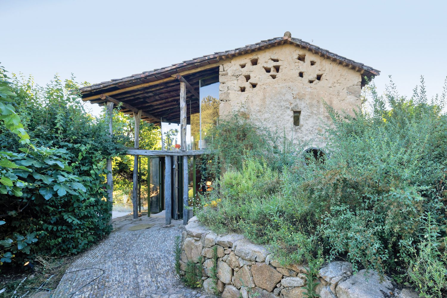 小屋泥瓦孔装有acrylic