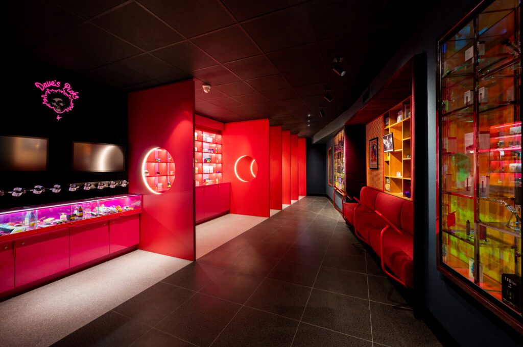 内置端口板提供完美点 购物时冷淡