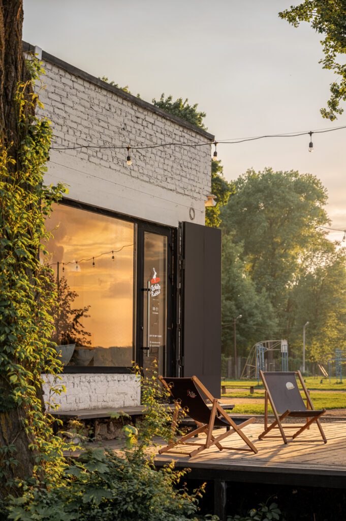 户外安位夏令营