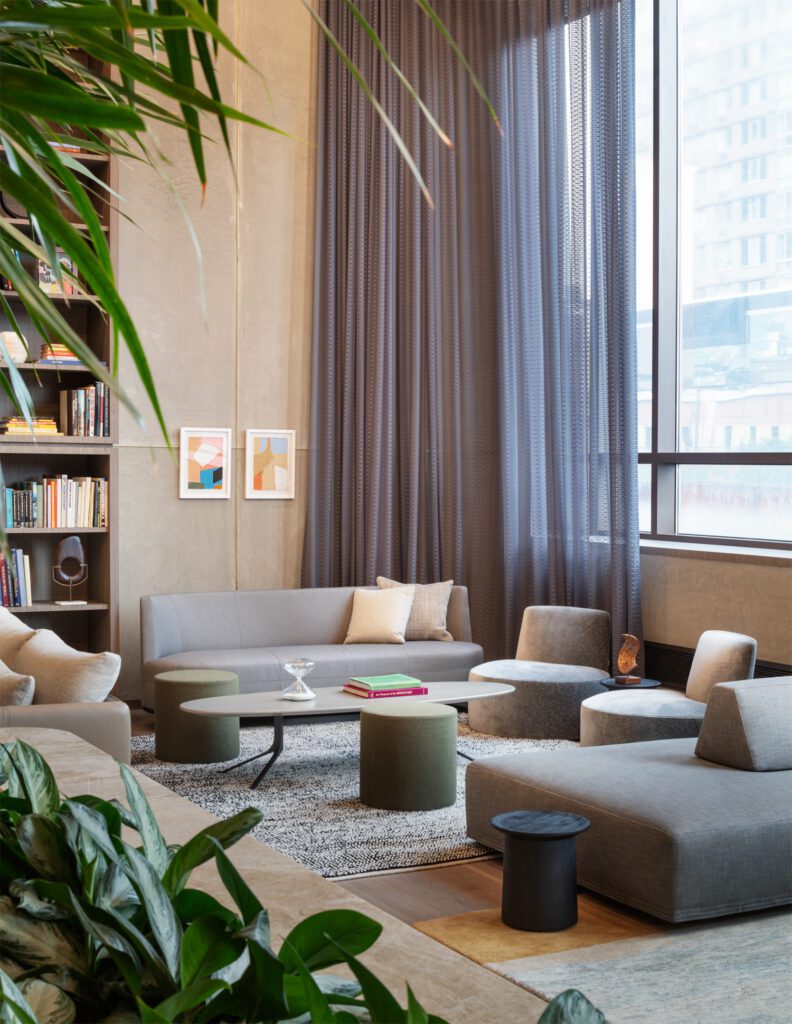 Plush全端位邀请宾客解风