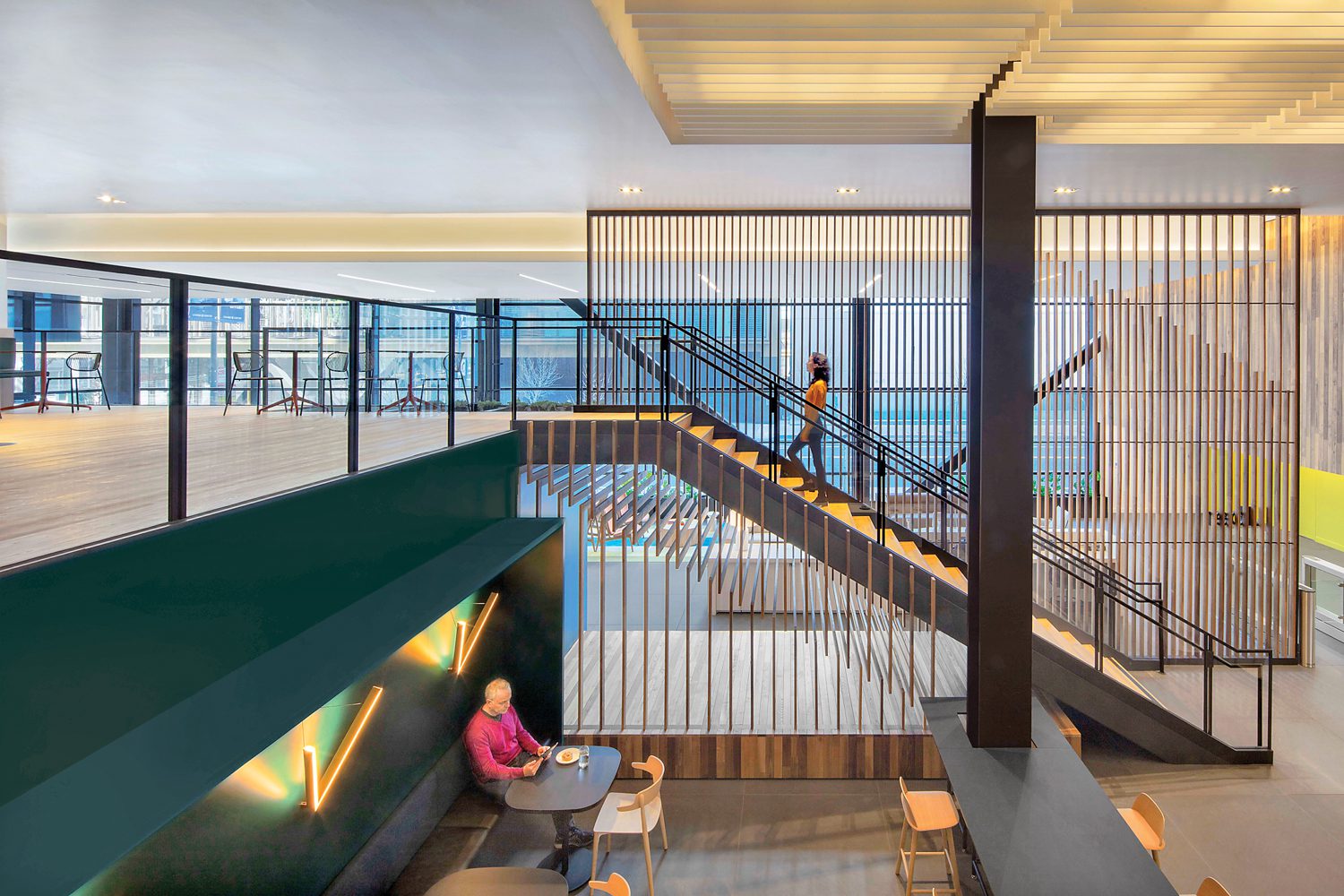 平面法国栗子搭建大大厅三楼楼梯,Huntsman也是嵌入式装饰纸