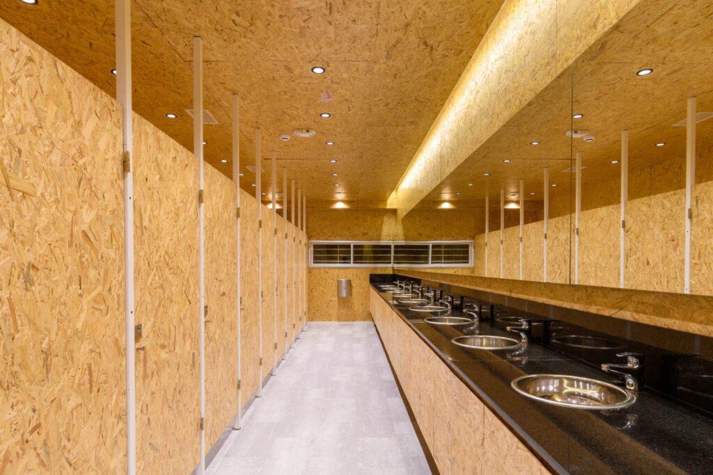 洗手间黑马米特顶板加强生水槽和配件