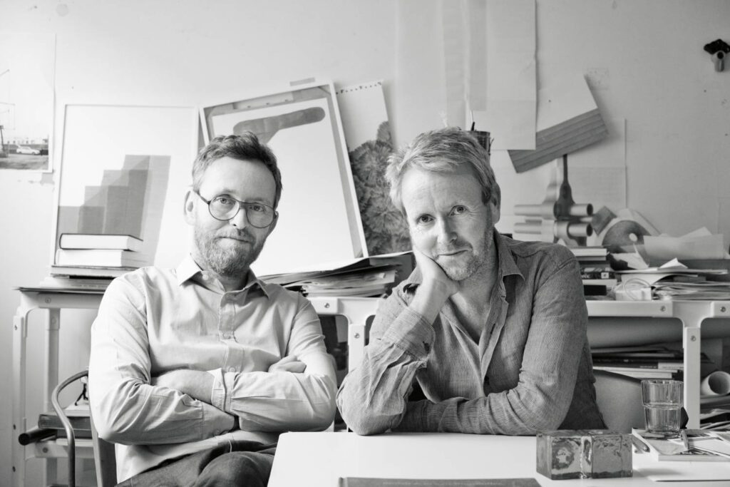 欧万兄弟和罗南布洛列克 巴黎演播室