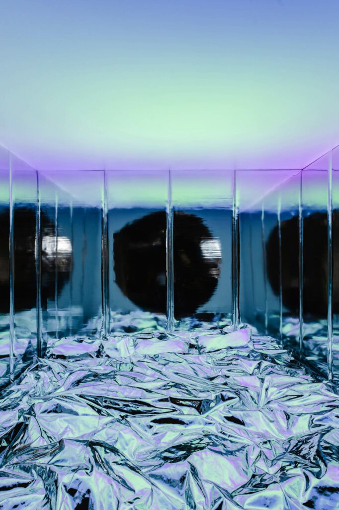 Harry Nuriev 2021年Bedroom2021年迈阿密设计院安装视图珍妮康托克罗斯比工作室