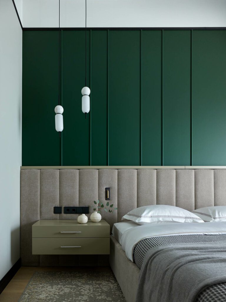 自定义床和床边表定义初级卧室,Aromas和Arte diVivre地毯加插