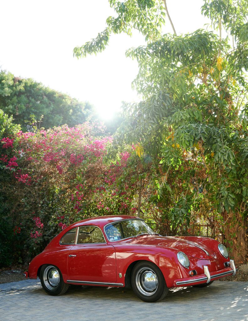 诺沃格拉茨1962保时捷停前门