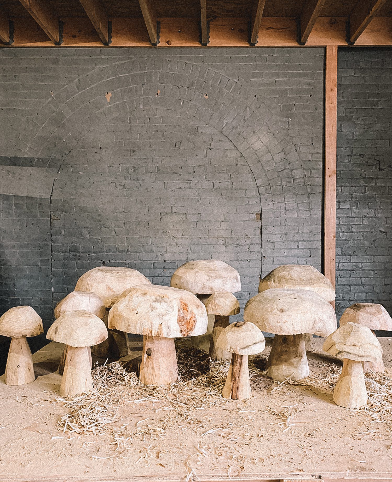 Jana和Tanner RoachMushroom工具/表板由Kalispell和MontanaBeckCap手工制作,