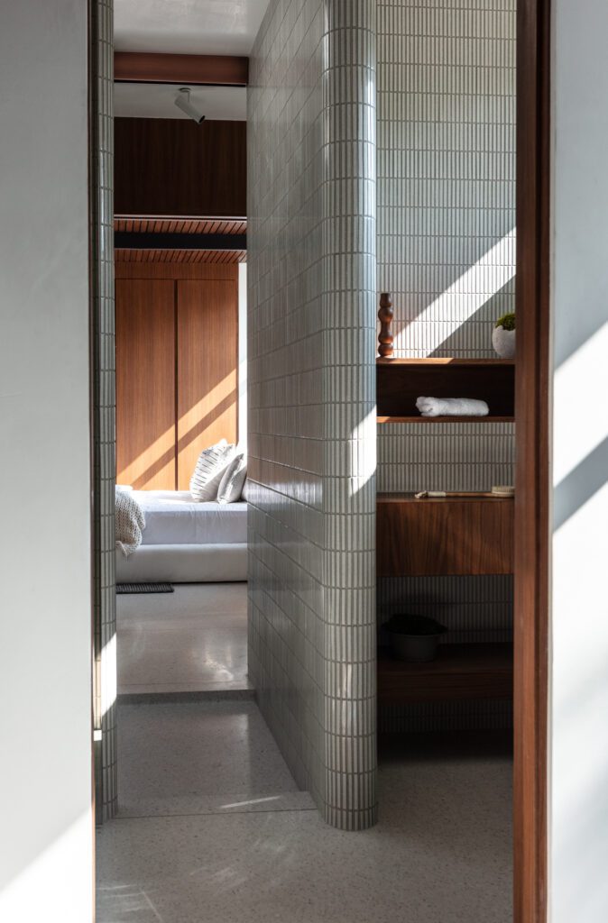 三间卧室、浴池加主套房