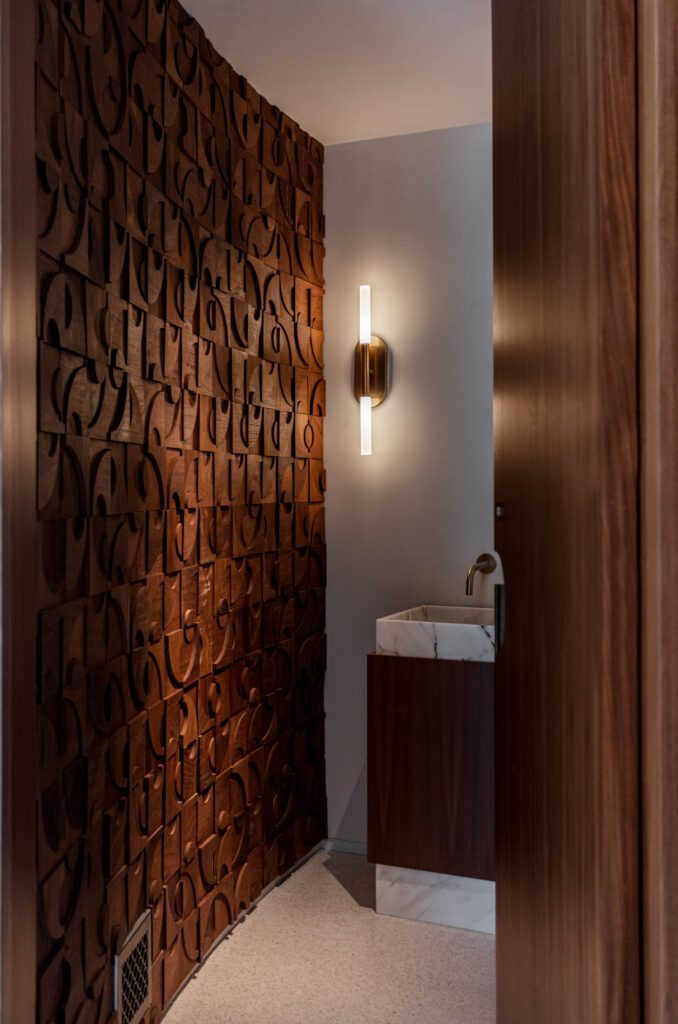 火药室中包括Goineau期右发现块,从联机老店源发自巴西的tek瓦片