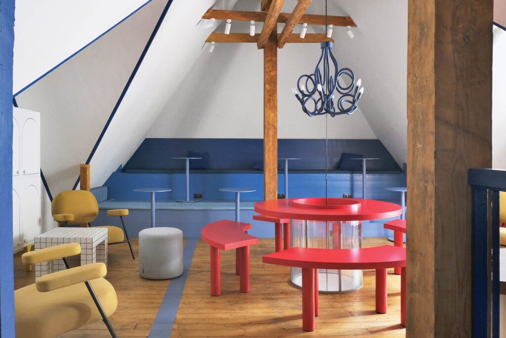 Kaef Arme轮播自Delo编播室和mauffacturer俄罗斯彼得堡